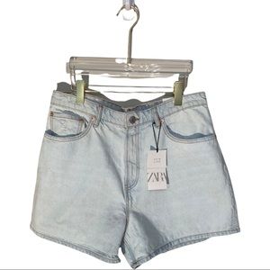 NWT ZARA DENIM SHORTS High rise Light wash